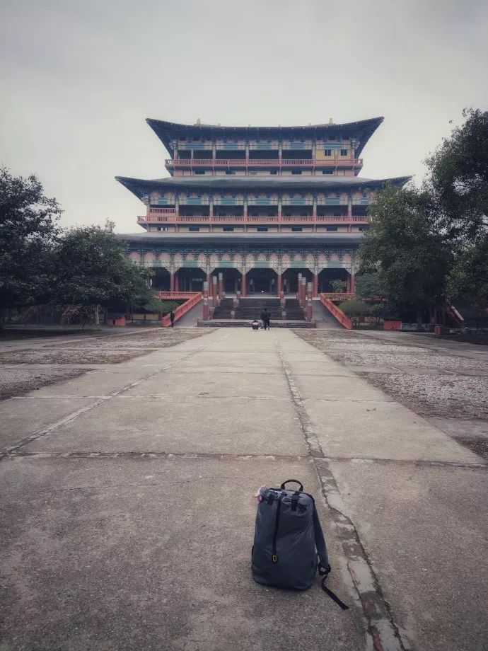 尼泊尔中华寺视频,尼泊尔蓝毗尼中华寺离韩国寺多远
