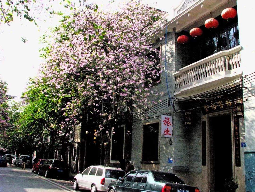 西关大屋的古朴青砖是怎样烧制成的?现在揭秘!