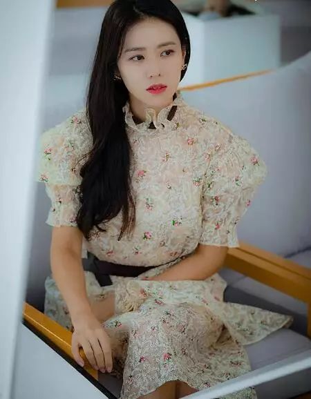 孙艺珍电视剧经典穿搭,孙艺珍电视剧同款