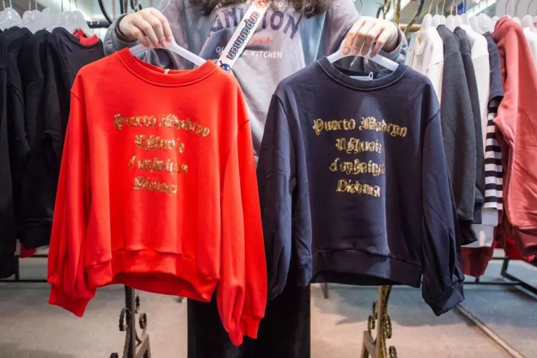 爆款羽绒服全场1元起,全场羽绒服低至199元起