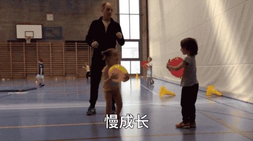 3-6岁室内适合做什么运动,3岁小孩室内运动