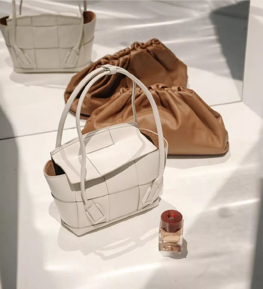 第一款包包该怎么选？这样买准没错