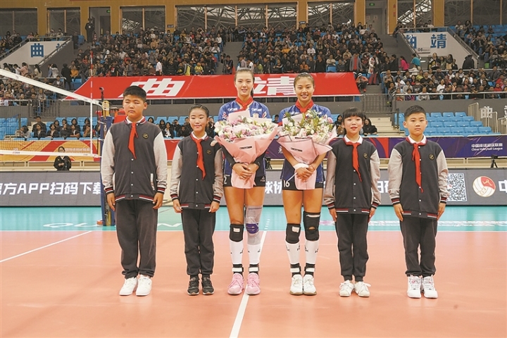 风起扬帆正当时书法,曲靖市教育体育发展