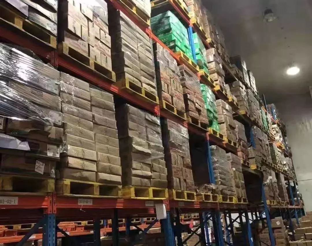 捐物资抗疫情,捐赠物资抗击新冠