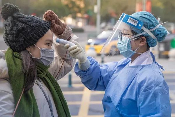 宅家乐致敬战“疫”中的“她”！乐清两名95后女生原创音乐《这样的你》