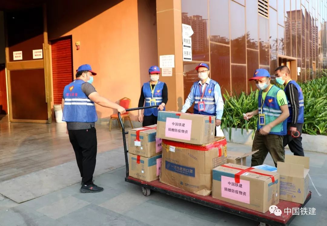 捐赠9万个口罩,捐50万只口罩