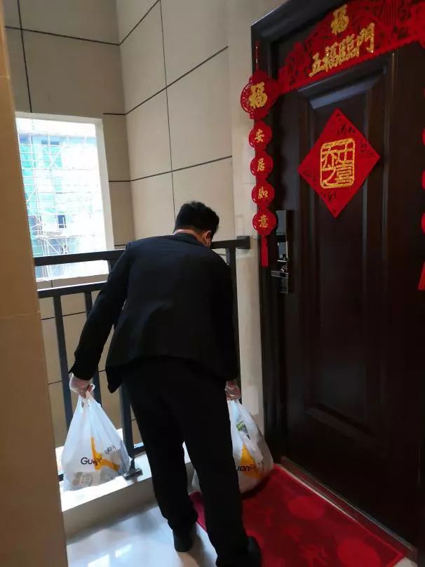 有没有羡慕别人家的物业,有一种羡慕别人家公司的福利