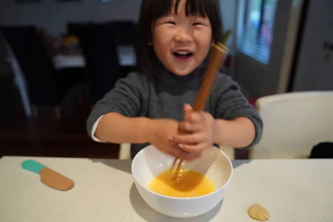 小朋友玩什么小游戏不花钱,童年的小游戏并且能赚钱