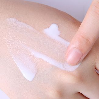 适合混油皮肤的全套大牌彩妆,必买的几款彩妆