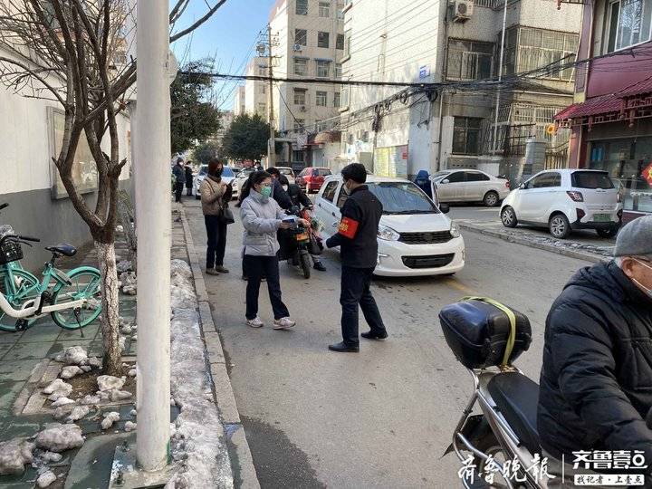 社区居民遇到难事先找先锋队帮忙，我们的工作没有白做