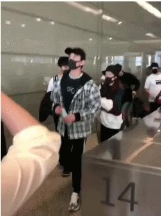 宋威龙姐姐正脸照片,宋威龙姐姐的正面照