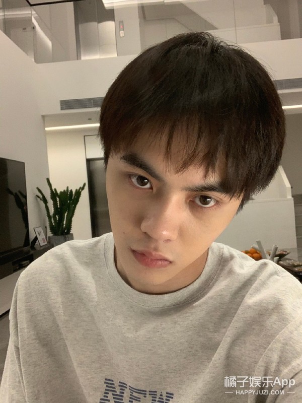 摩登家庭马伯骞个人资料,马伯骞美国豪宅摩登家庭