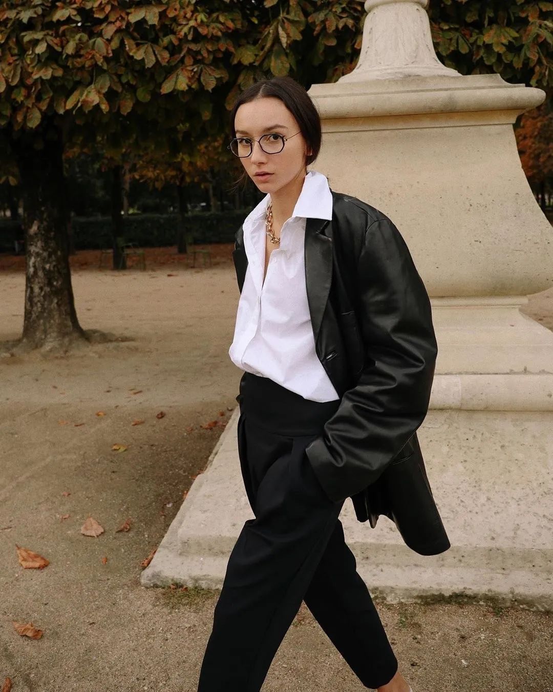 今年最值得买的三件衣服,质量很好的过时款衣服值得买吗