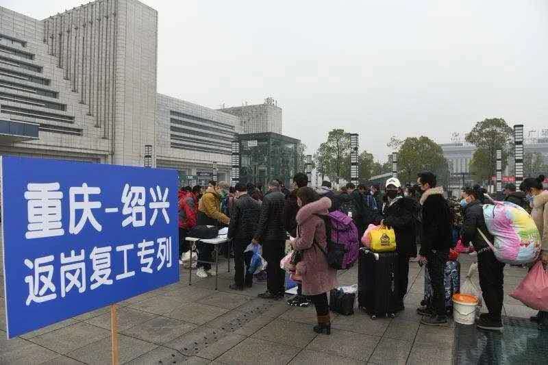 直通绍兴丨以接“家人”的待遇接“员工”，“外联”与“内挖”并举打通产业链上下游