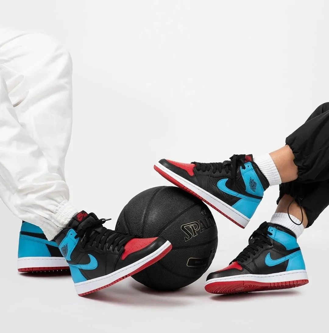 nikedunklow鍜宎irjordan,pradaadidas鑱斿悕