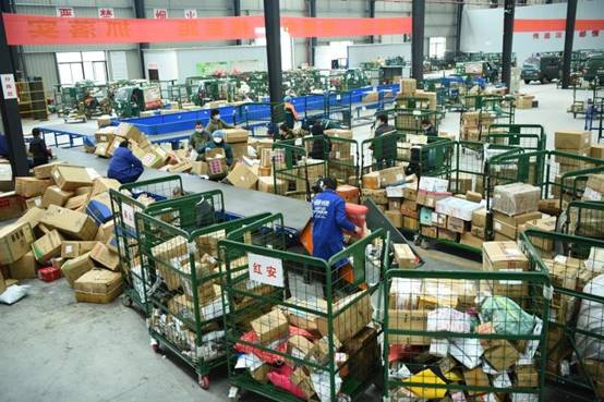 抗击疫情中国邮政在行动,抗击疫情邮政人在一线