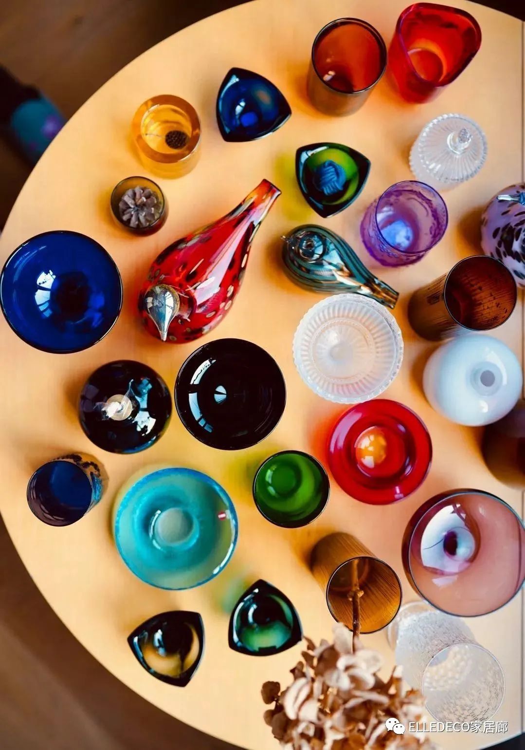 编辑们都下海了……