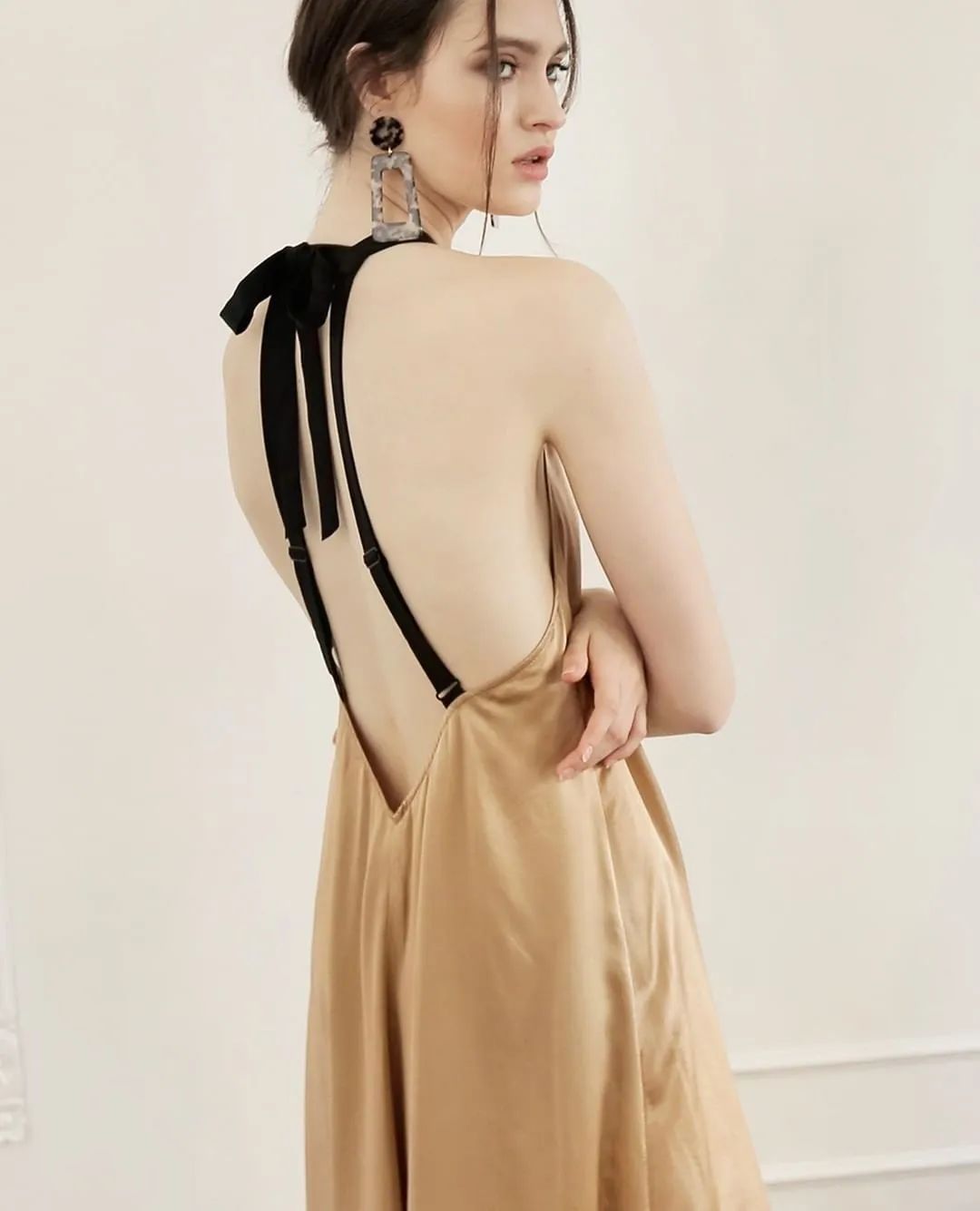 巴厘岛哪里买衣服好看女生,巴厘岛哪里可以买到便宜的衣服