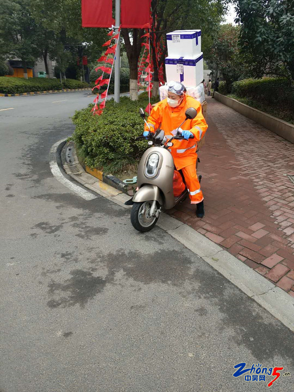 她们是开放在“战疫”一线的美丽花朵