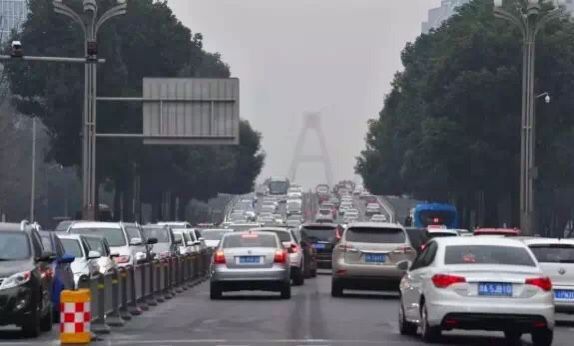 成都道路拥堵最新消息,成都交警最新预警公告