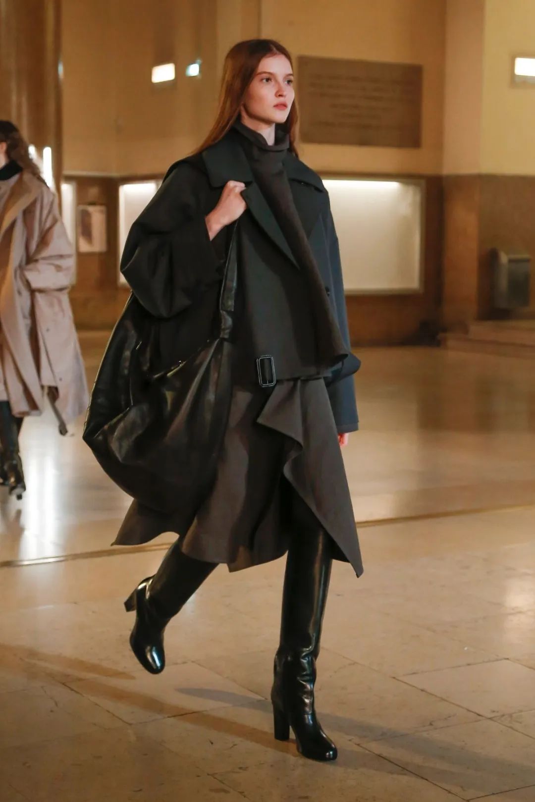 巴黎时装叫什么,什么是巴黎时装