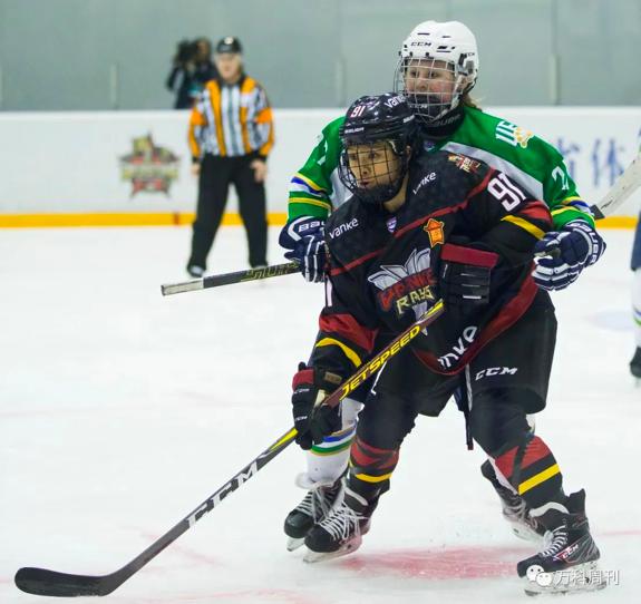 中国女乒夺冠颁奖,中国女乒获世锦赛开门红