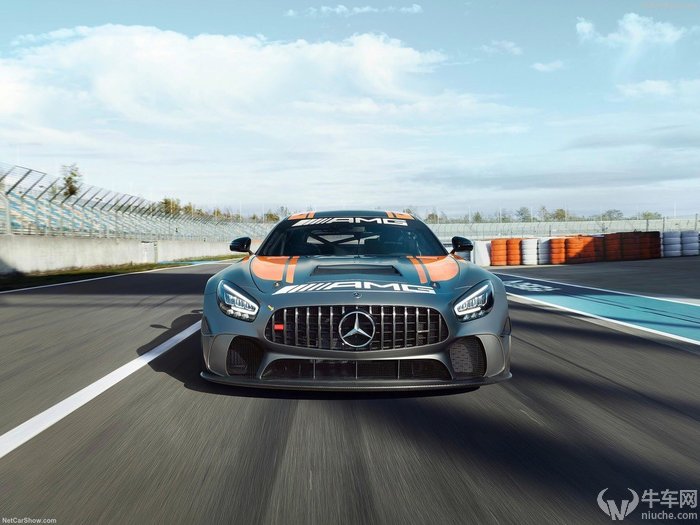 有钱人的玩具巴博斯,有钱人的大玩具