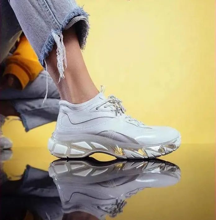 新款爆款14岁好看的鞋,十双好看的潮鞋