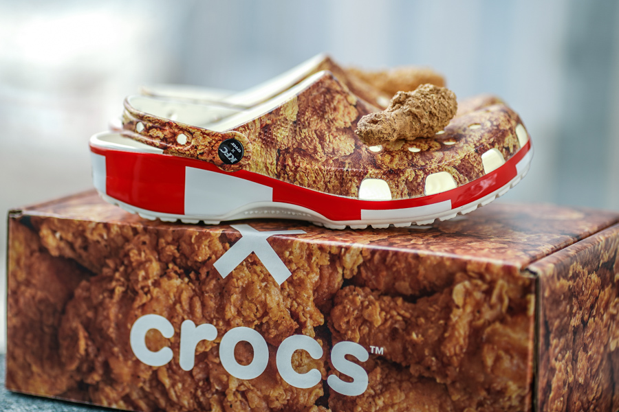 crocs杨幂联名款,杨幂率先演绎crocs新品
