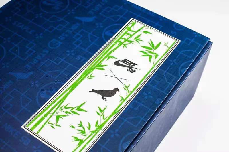 当弟弟们还在排队抢鞋的时候，*靠我**着这些千元鞋盒甩他们十年