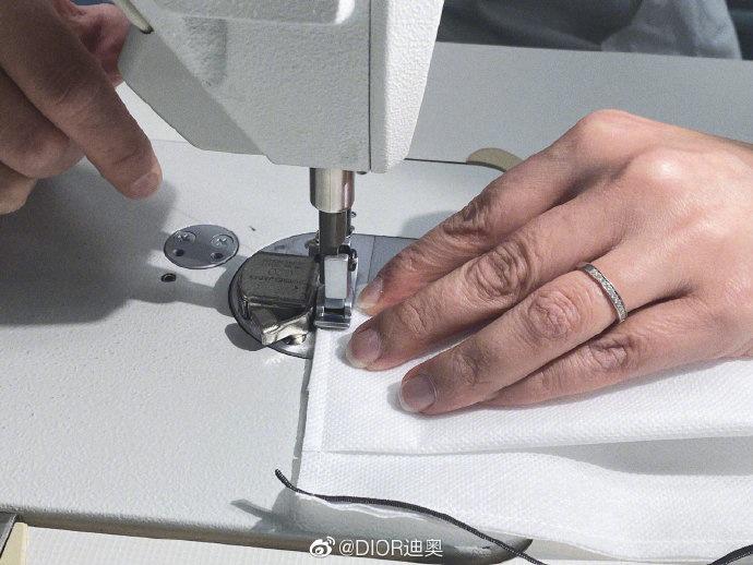 买gucci的年轻人,卖掉gucci