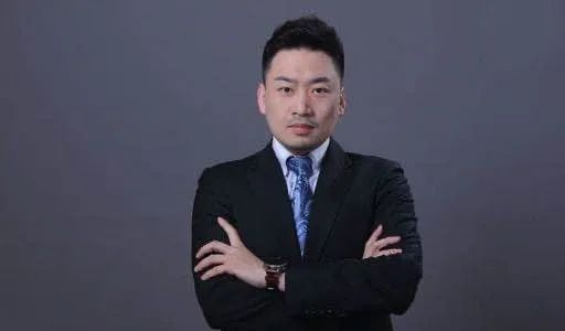 走马换将!“后疫情时代”汽车业变局浮现|中国汽车报