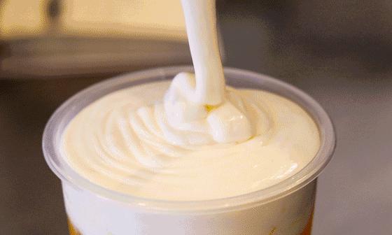 看完这个你还想吃草莓吗,看完这个之后你还想喝奶茶吗