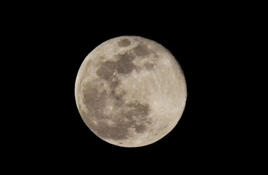 今晚的超级月亮各地都能看到吗,超级月亮今晚还会有吗