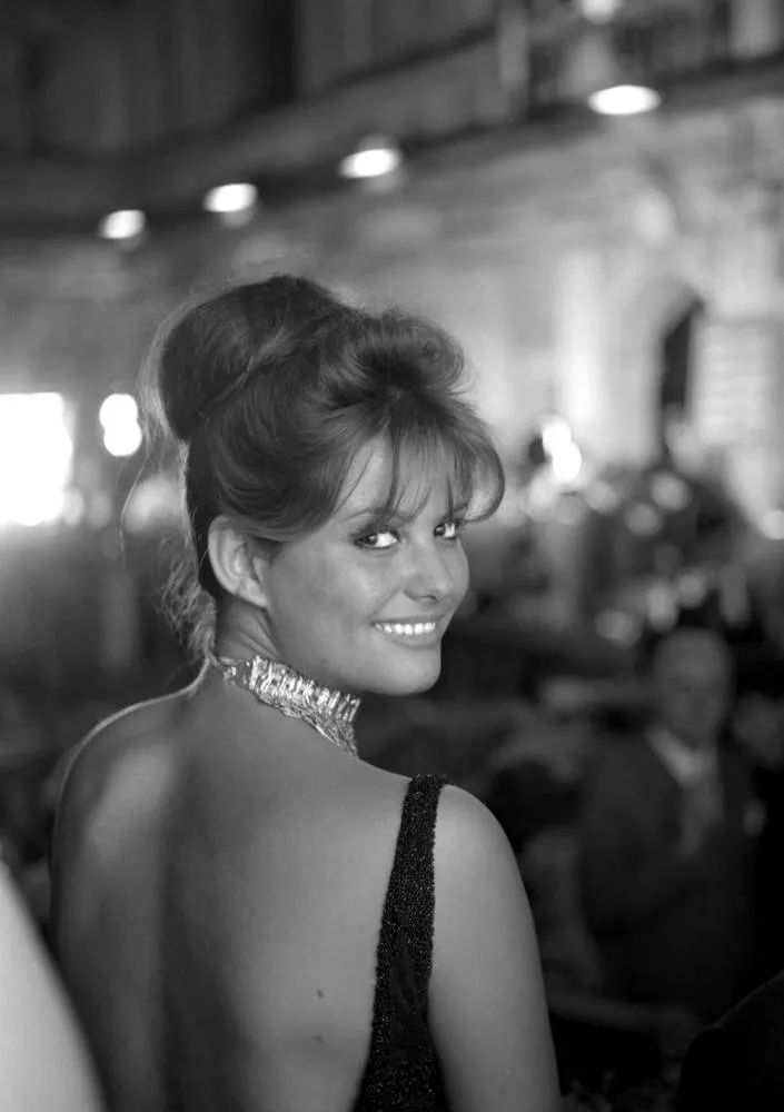 意大利美人都是上帝眷顾的*物尤**