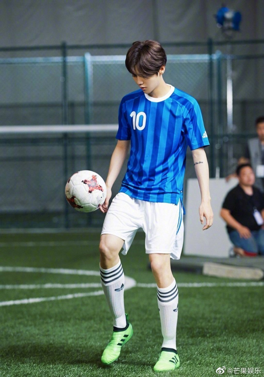 一年级足球第一堂课,一年级足球第一课