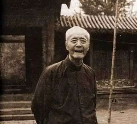 12位文学巨匠,12位文学作家写的书