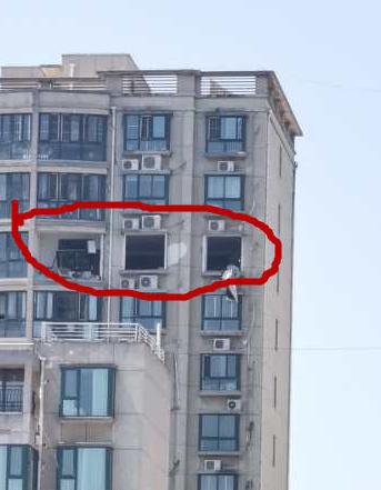 35℃！郑州或迎60年来最热“五一”；5月6日零时起，全国高速公路恢复收费丨大河早新闻（语音版）