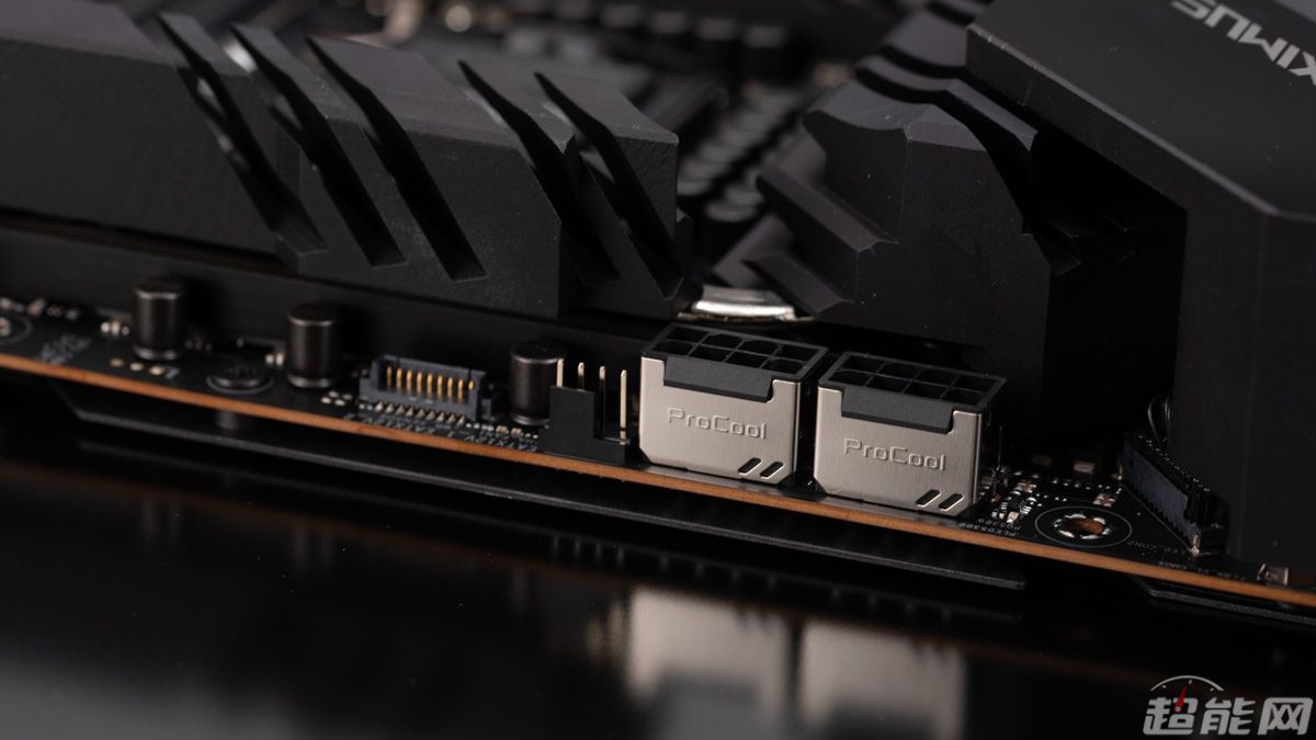 华硕rogmaximusxiextreme,华硕主板rogmaximusx3