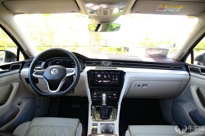 试驾新款大众迈腾380豪华版,大众迈腾380tsidsg旗舰型试驾