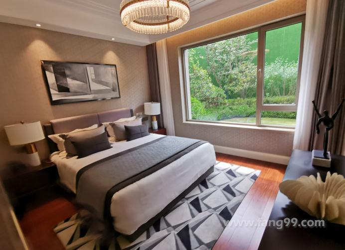 融创为啥楼盘开盘即售完,首开热销加推