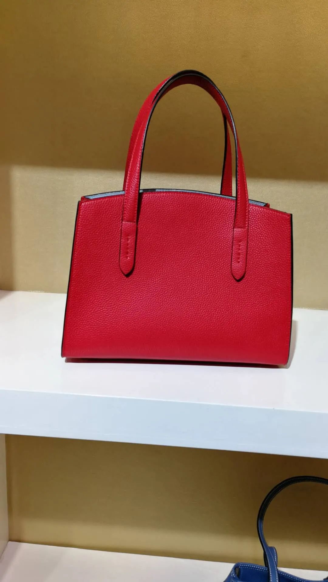 山东省淄博市女装品牌折扣,淄博超便宜女装