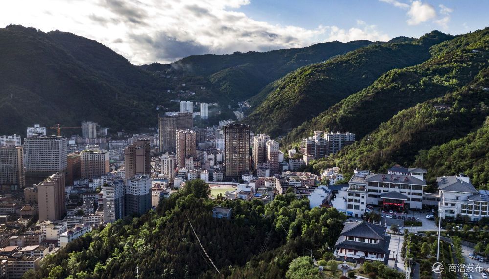 秦岭深处镇安县,秦岭深处的小县城静美佛坪