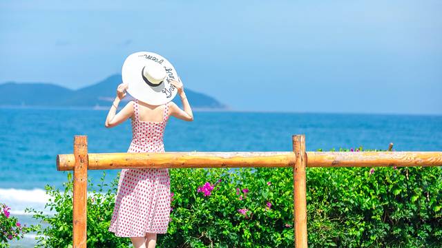 今年预算有限也能玩转三亚，十大私藏免费网红景点吃住买全攻略