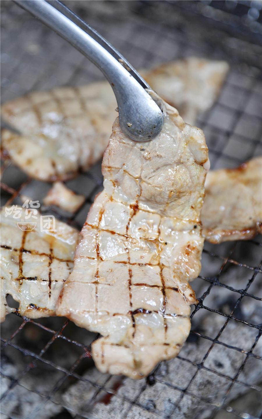 88元一个炭火烤肉自助,单人不限量烤肉自助