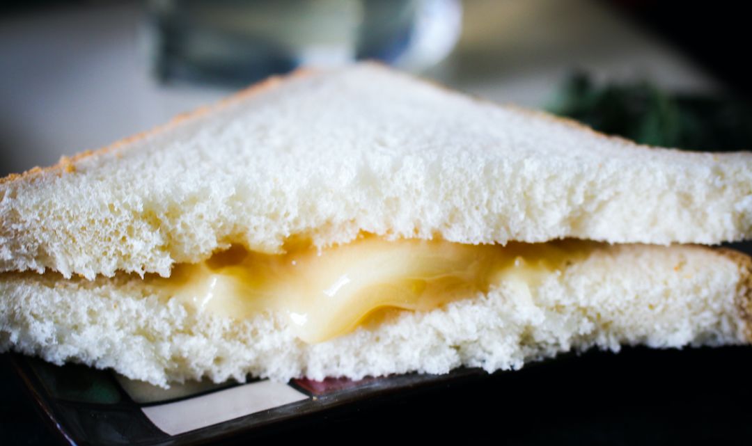 香到舔杯，状似奶油的椴树雪蜜条，是我吃过最好的蜂蜜