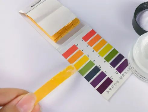 眼霜中的爱马仕!清爽不长脂肪粒,去黑眼圈效果秒2000元腊梅,亲测有效