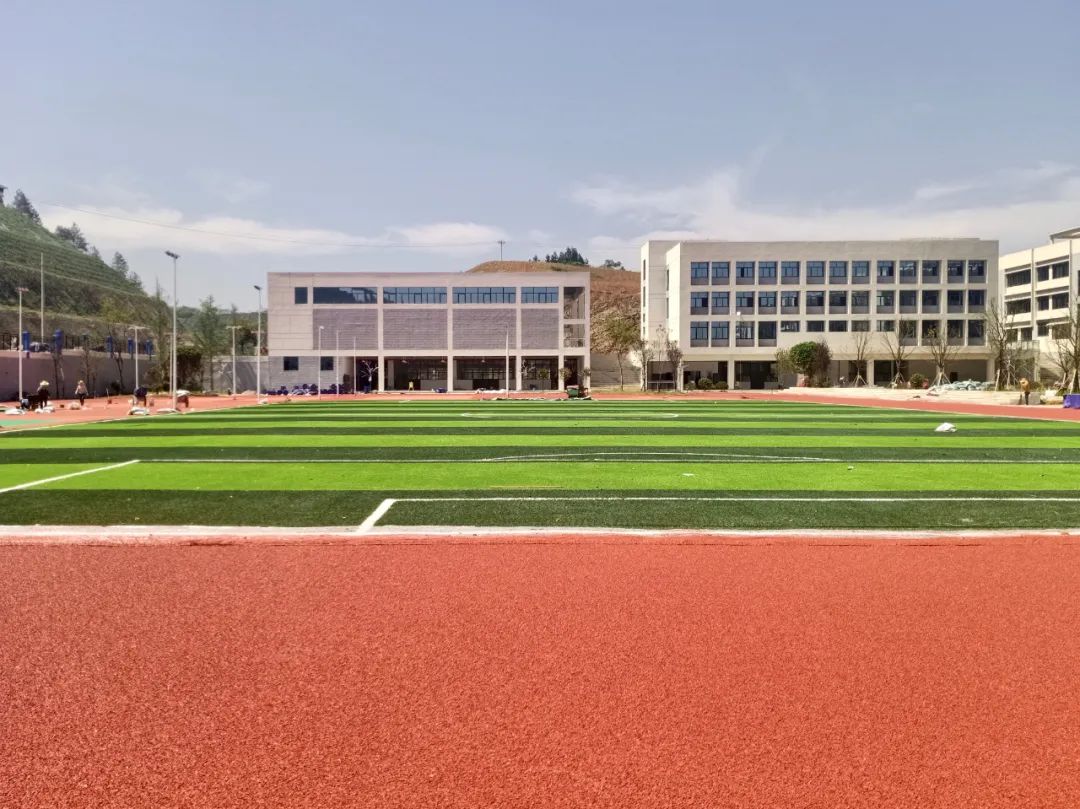 为贫困孩子送上礼物！“广州海珠小学”在贵州落成！