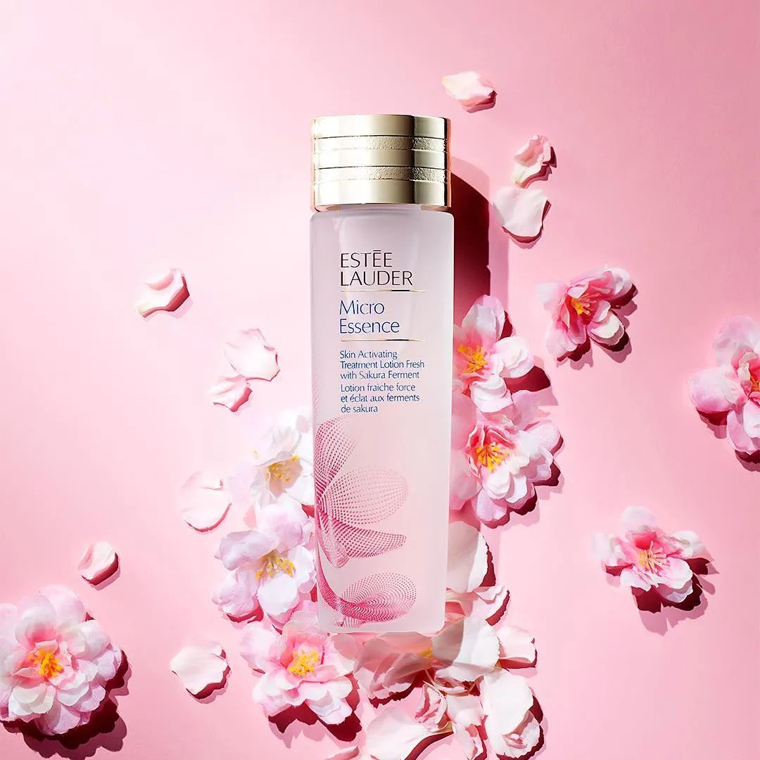 用完这一瓶，你就是夏日里的“樱花肌”女孩