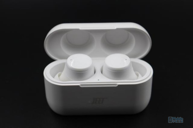 jeetairplus和beatsstudiobuds,500元jeet蓝牙耳机
